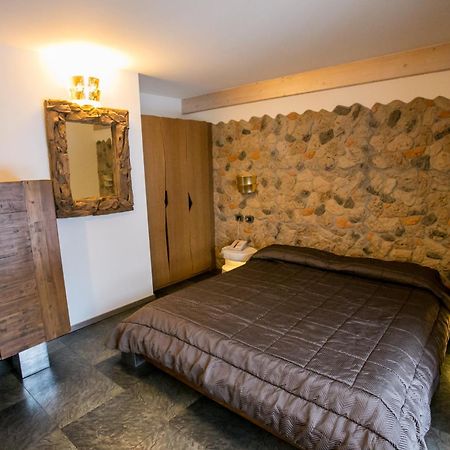 Design Oberosler Hotel Madonna di Campiglio Bagian luar foto