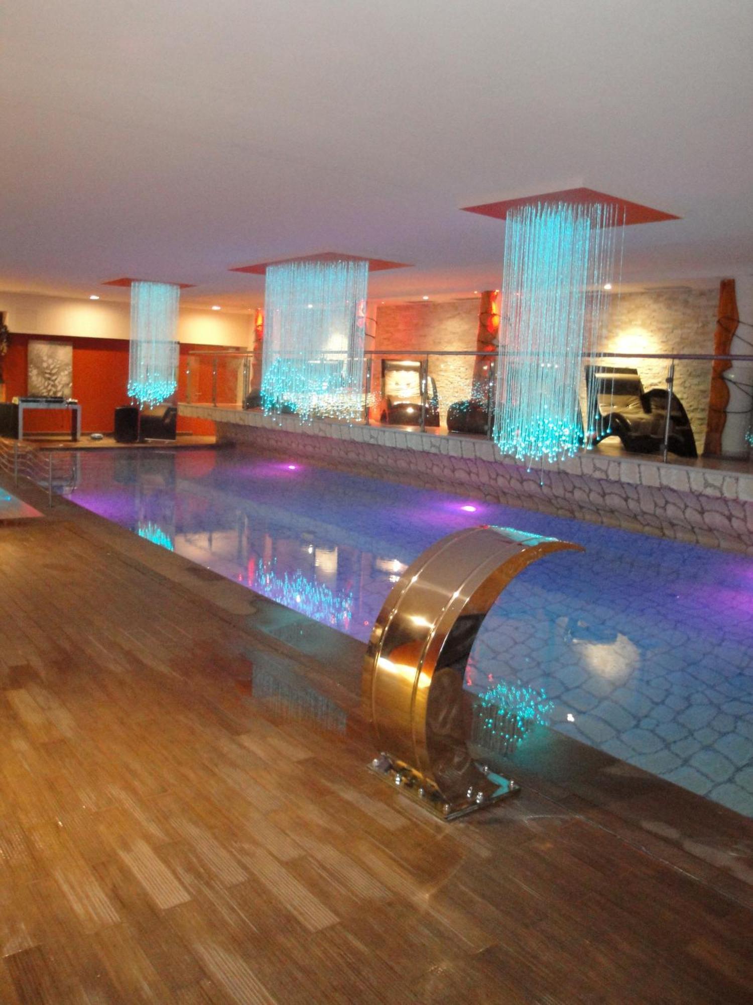 Design Oberosler Hotel Madonna di Campiglio Bagian luar foto