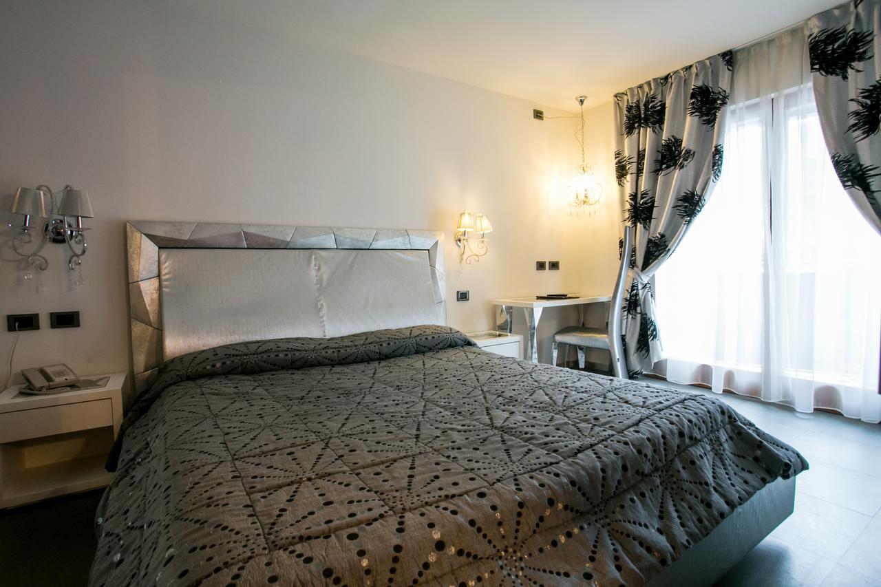 Design Oberosler Hotel Madonna di Campiglio Bagian luar foto