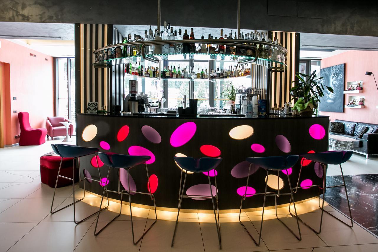 Design Oberosler Hotel Madonna di Campiglio Bagian luar foto